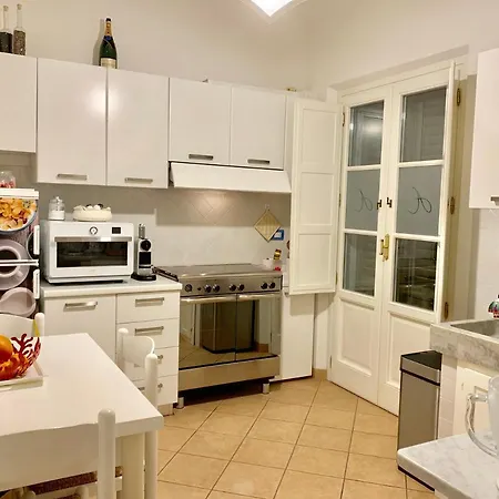 Carducci 13 B Appartement